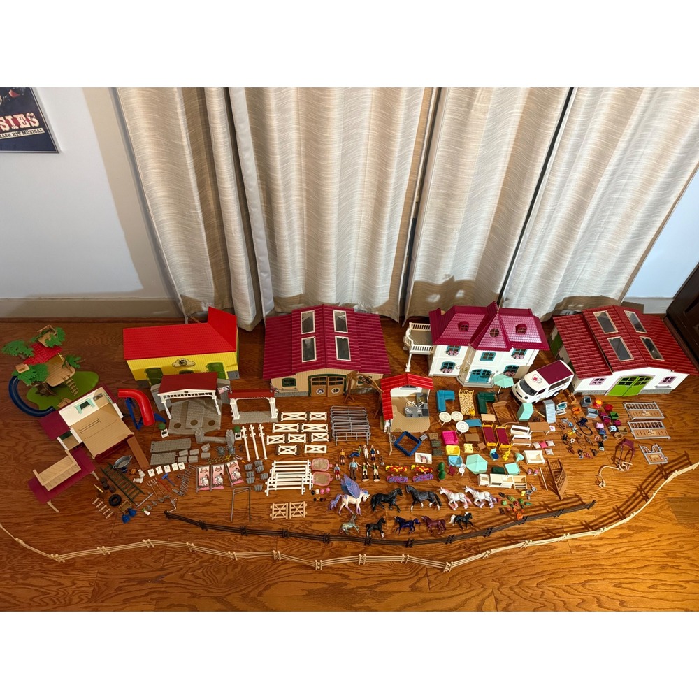 Enormous Bundle of Schleich OVER 200+ PIECES Stables, House, Accessories & More